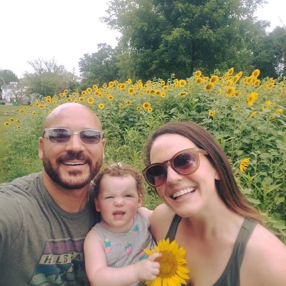 Meet your Posher, Marykate - Picture 1 of 1